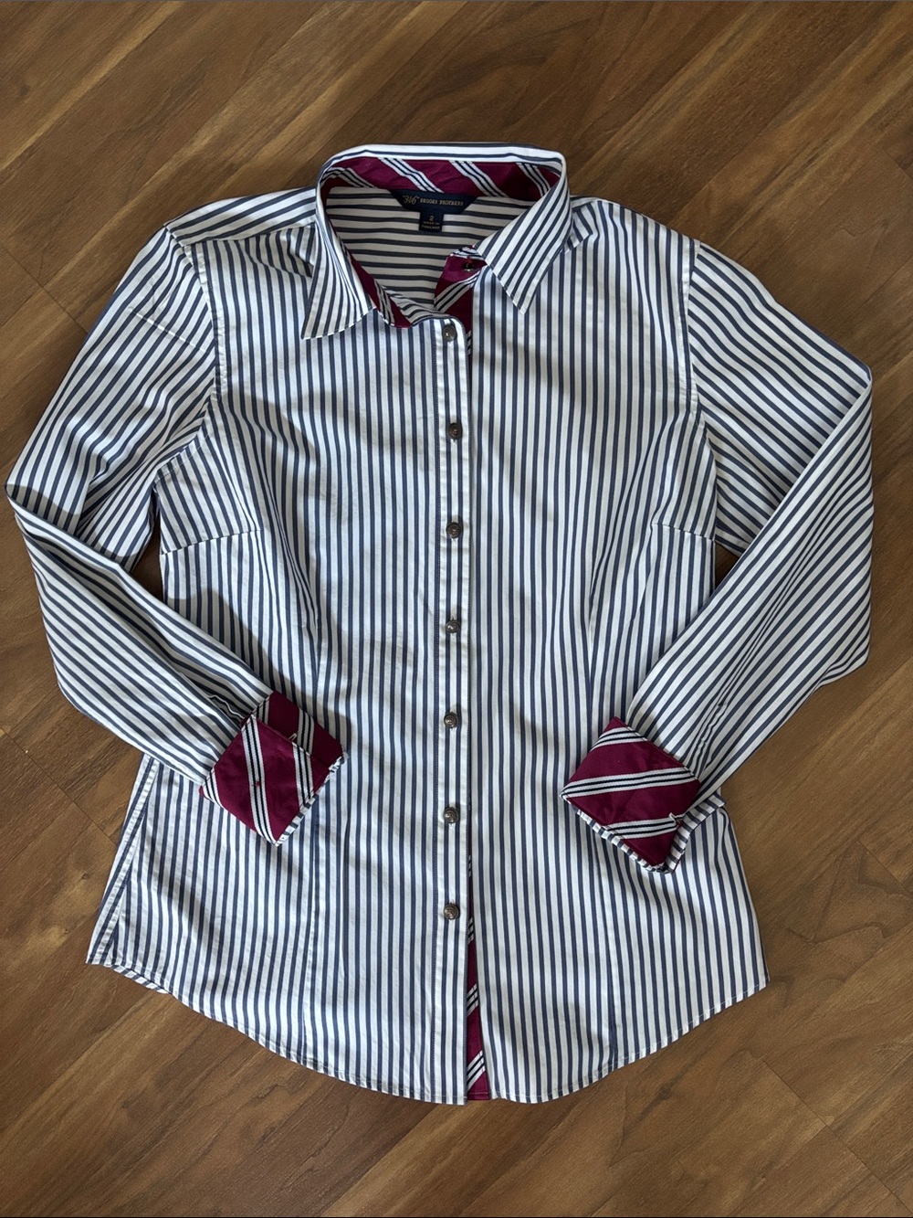 Brooks Brothers Striped Button Down Shirt with Contrast Rolled Cuffs Size 2 - Picture 2 of 8